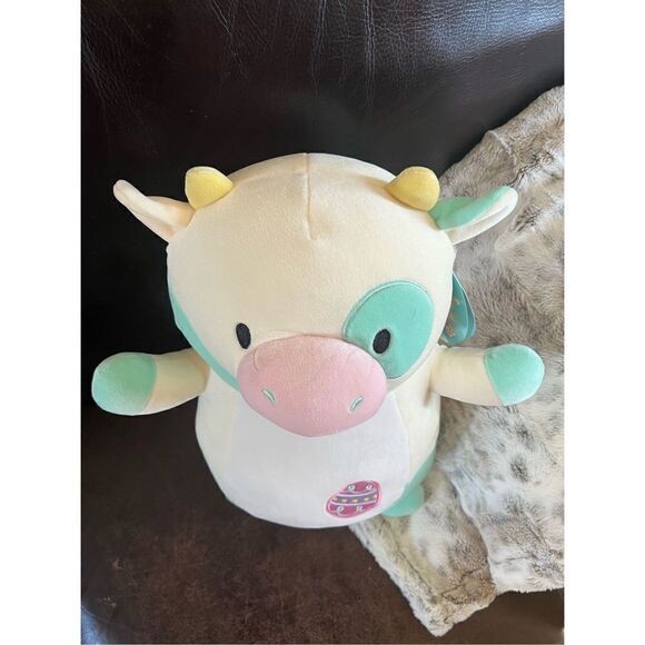 Squishmallows HugMees Belana Cow Plushie 14” - Picture 4 of 9